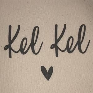 Meet your Posher, Kelli